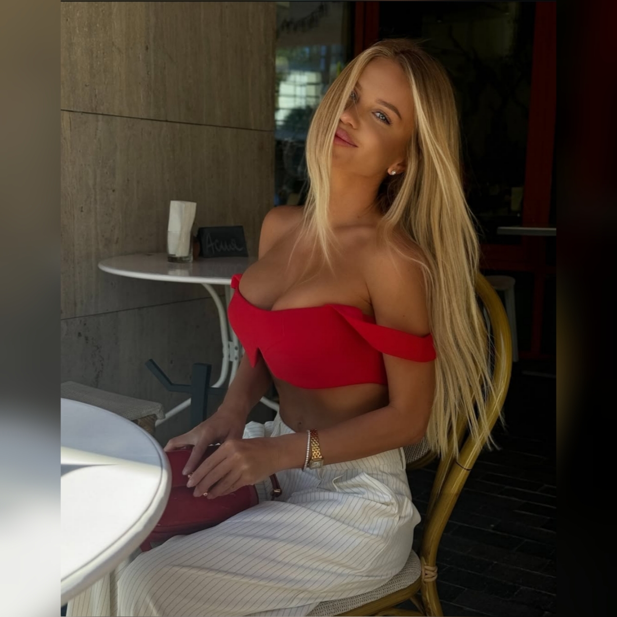 אנאסטסיה – בלונדינית מפורסמת